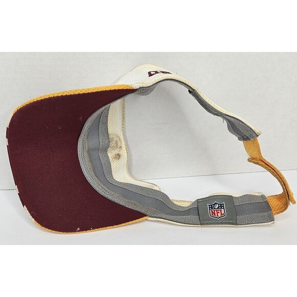 Game Worn New Era NFL On Field Training Visor - Washington Redskins Read - Picture 7 of 7